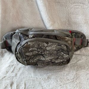 Fieldline Pro Series Camo Hunting Adjustable Fanny Pack NWOT